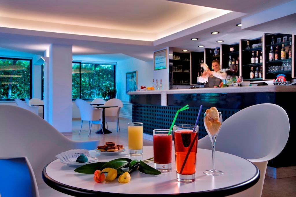 Hotel Europa Beach Village Джулианова Экстерьер фото